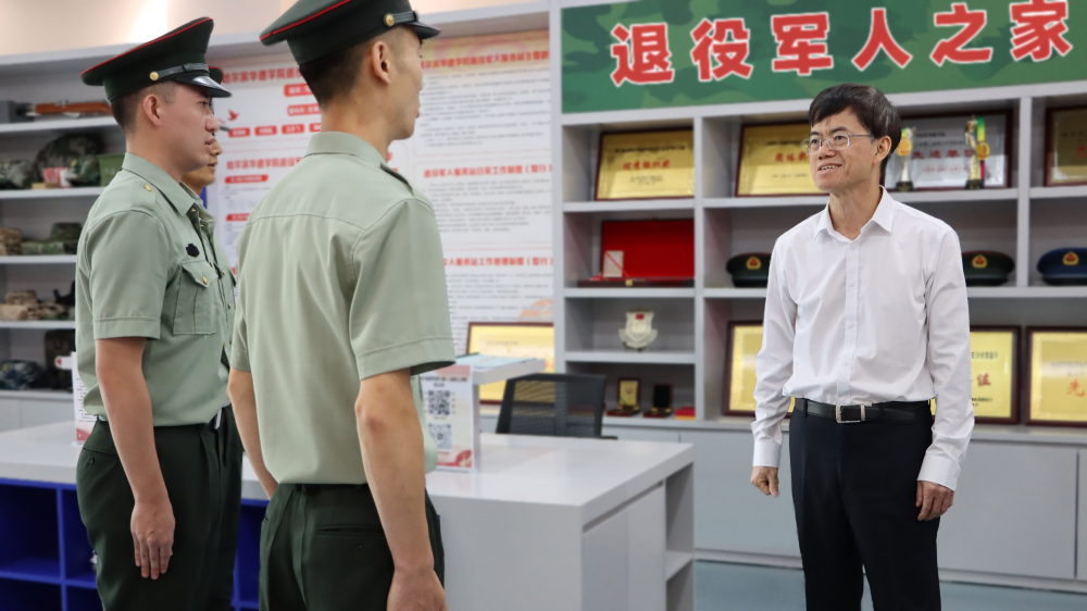 裴金佳帶隊(duì)赴黑龍江調(diào)研退役軍人工作